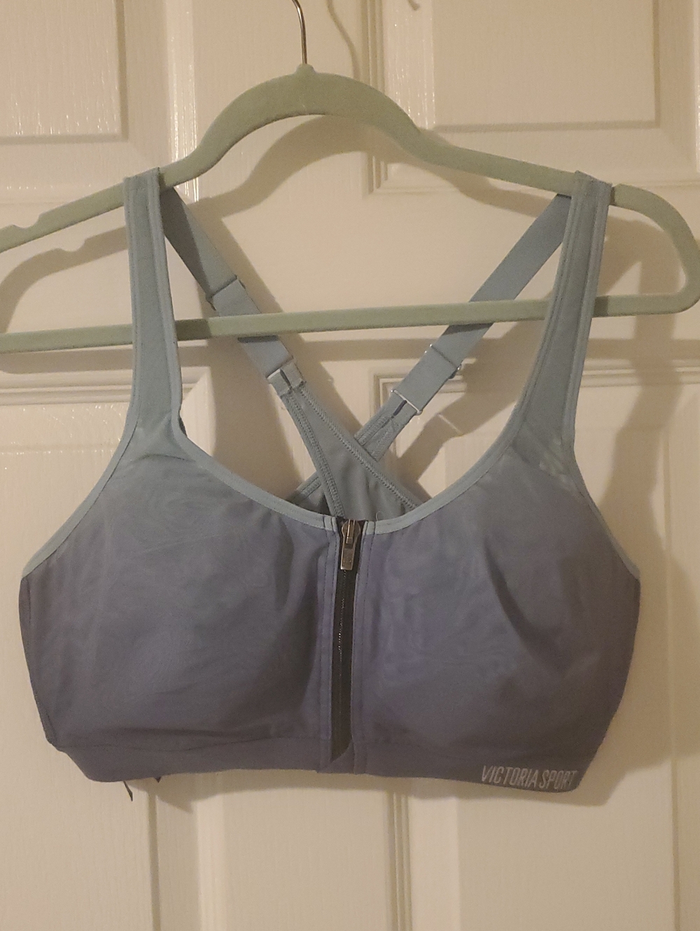 Victoria's SecretSport Front-Zip Medium Support Sports Bra in Dusty Blue